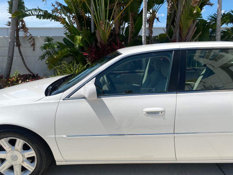 2006 Cadillac DTS LOW MILES 58,287 in , 
