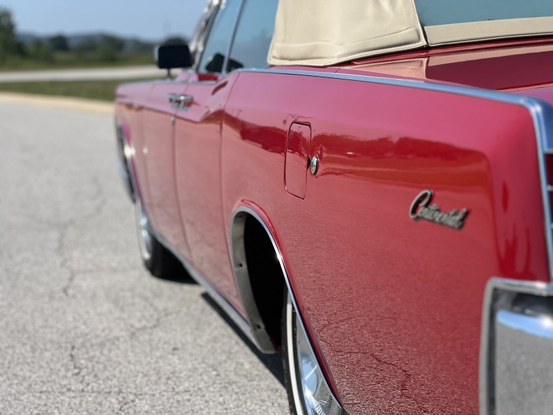 1966 Lincoln Continental Convertible in CHESTERFIELD, Missouri