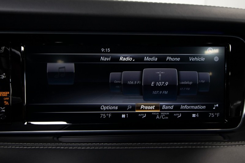 2017 Mercedes-Benz S-Class S 550 DESIGNO Cabriolet ($148,310 MSRP) *ONLY 27,000 MILES in , 