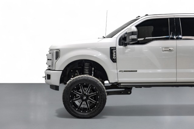 2019 Ford F-350 Platinum 10