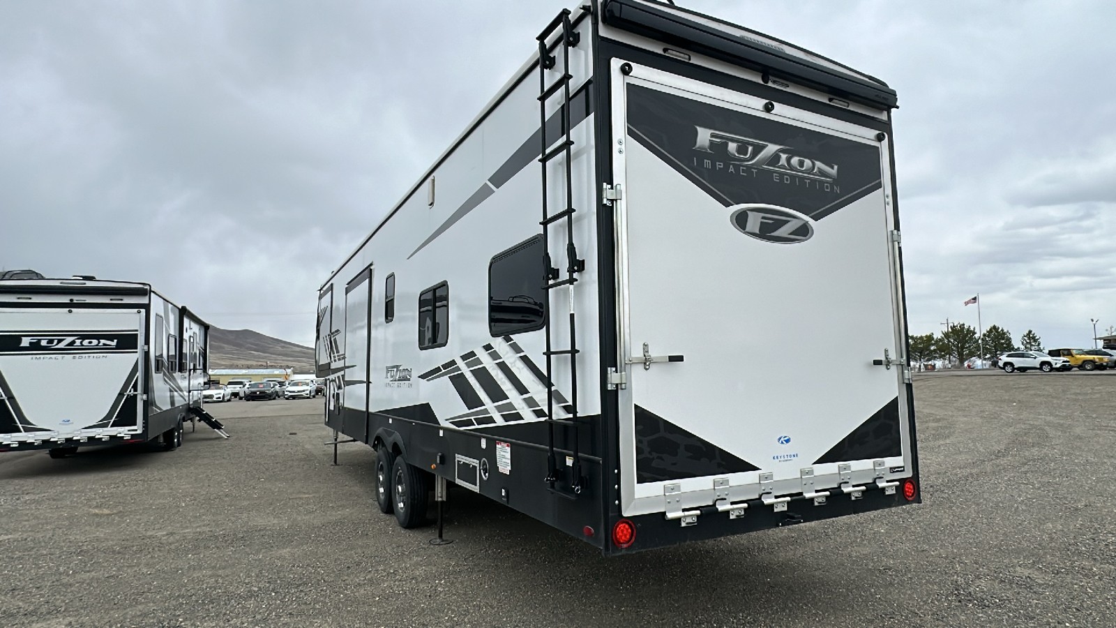 2024 Keystone Impact 367 - Fifth Wheel  7