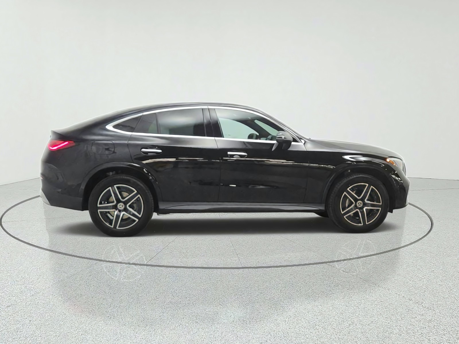 New 2027 Black Mercedes-Benz GLC 300 4MATIC® Coupe image 4