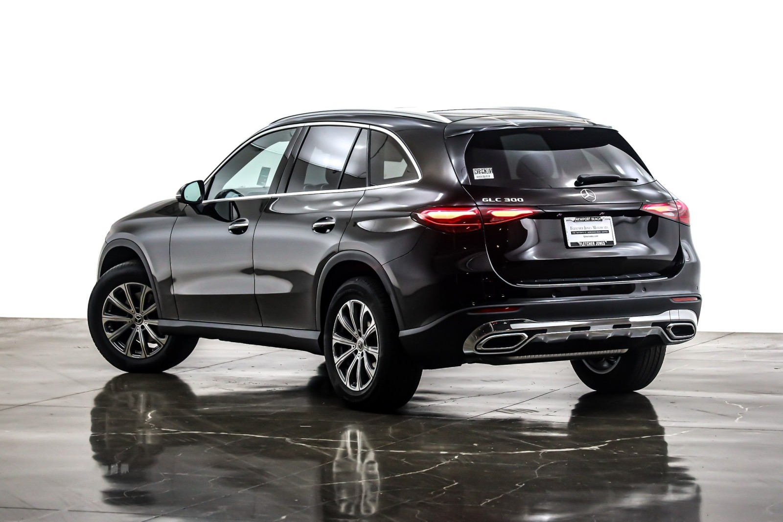 New 2026 Black Mercedes-Benz GLC 300 image 12