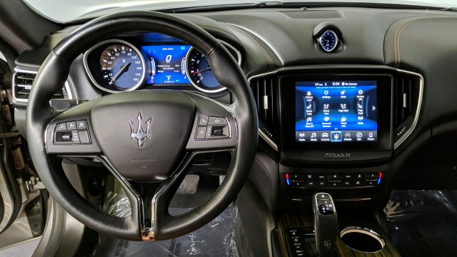 2020 Maserati Ghibli GranLusso 19