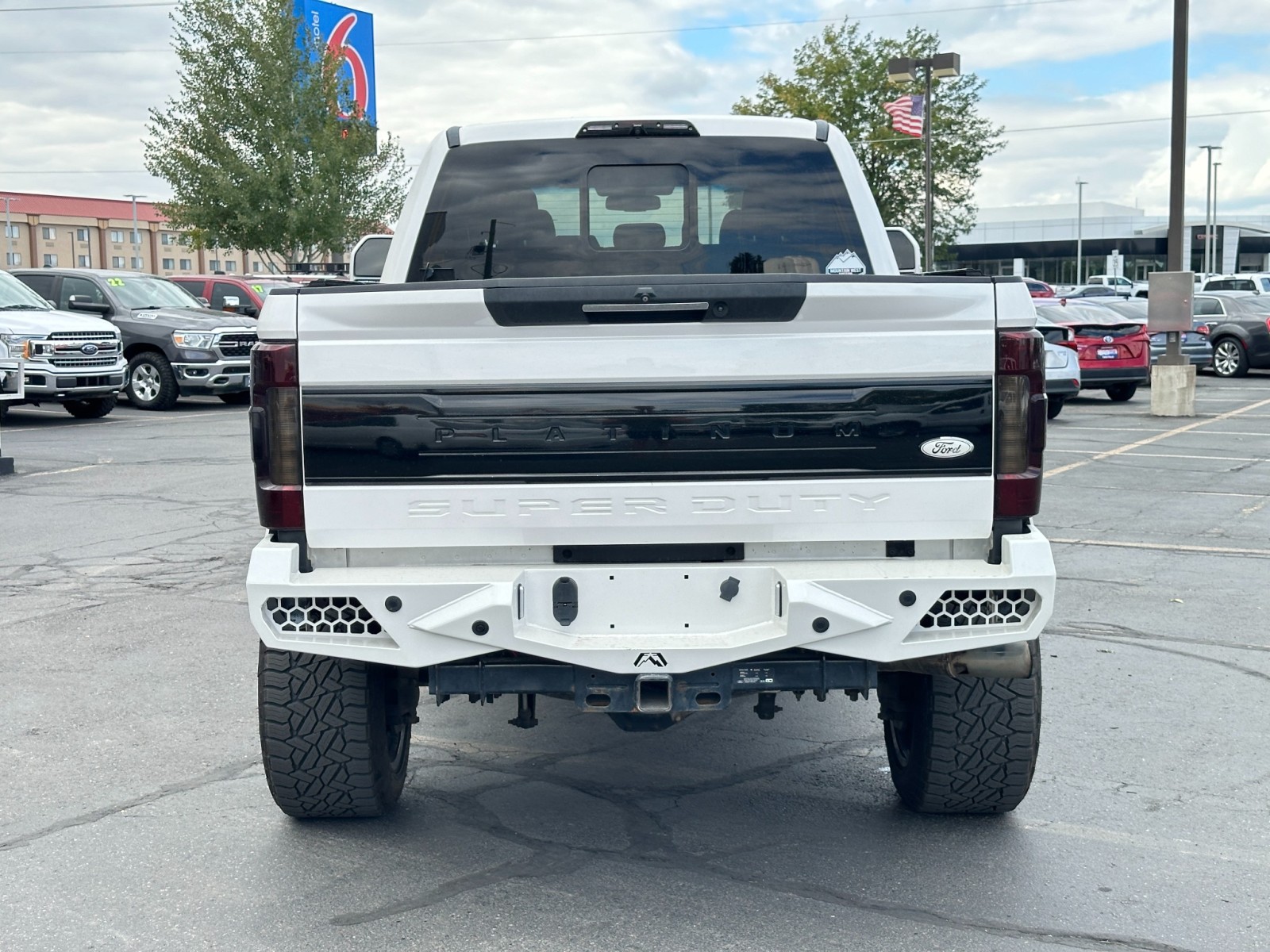 2017 Ford Super Duty F-350 SRW Platinum 12