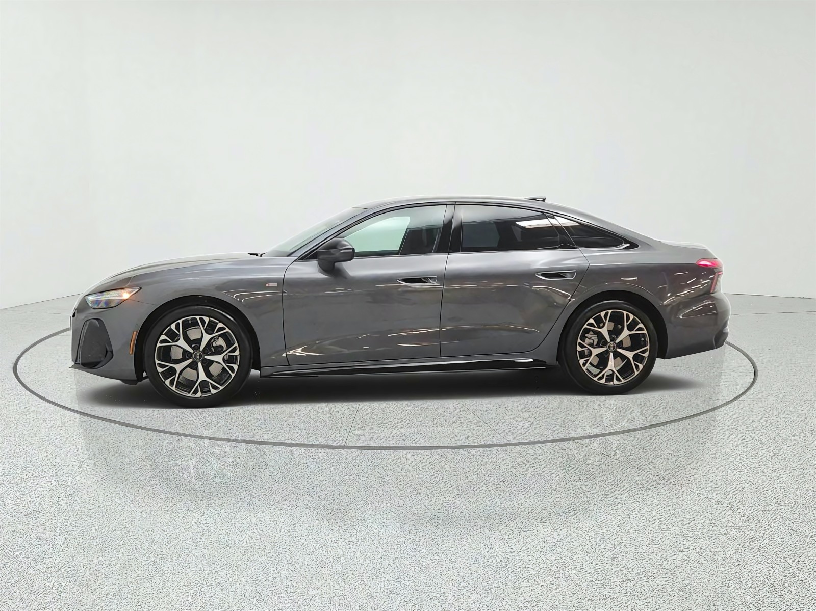 Used 2026 Daytona Gray Pearl Effect Audi Premium Plus quattro image 8