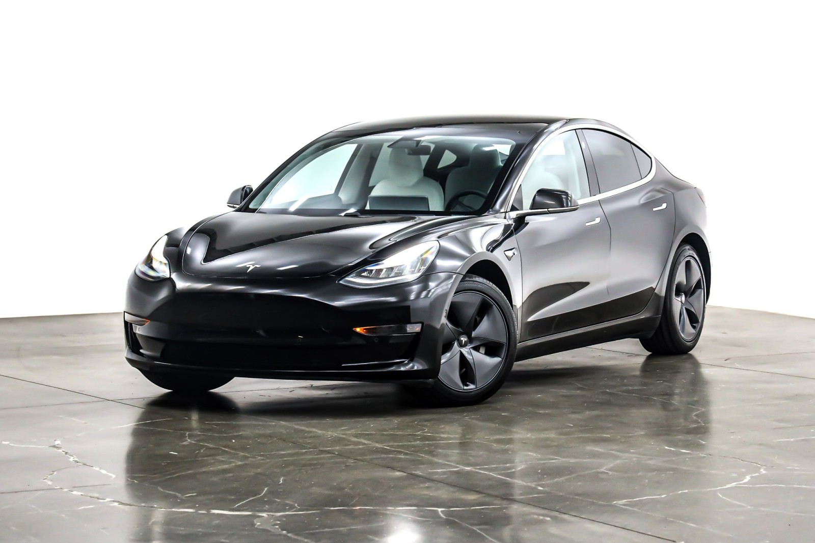 2020 Tesla Model 3 Base's photo