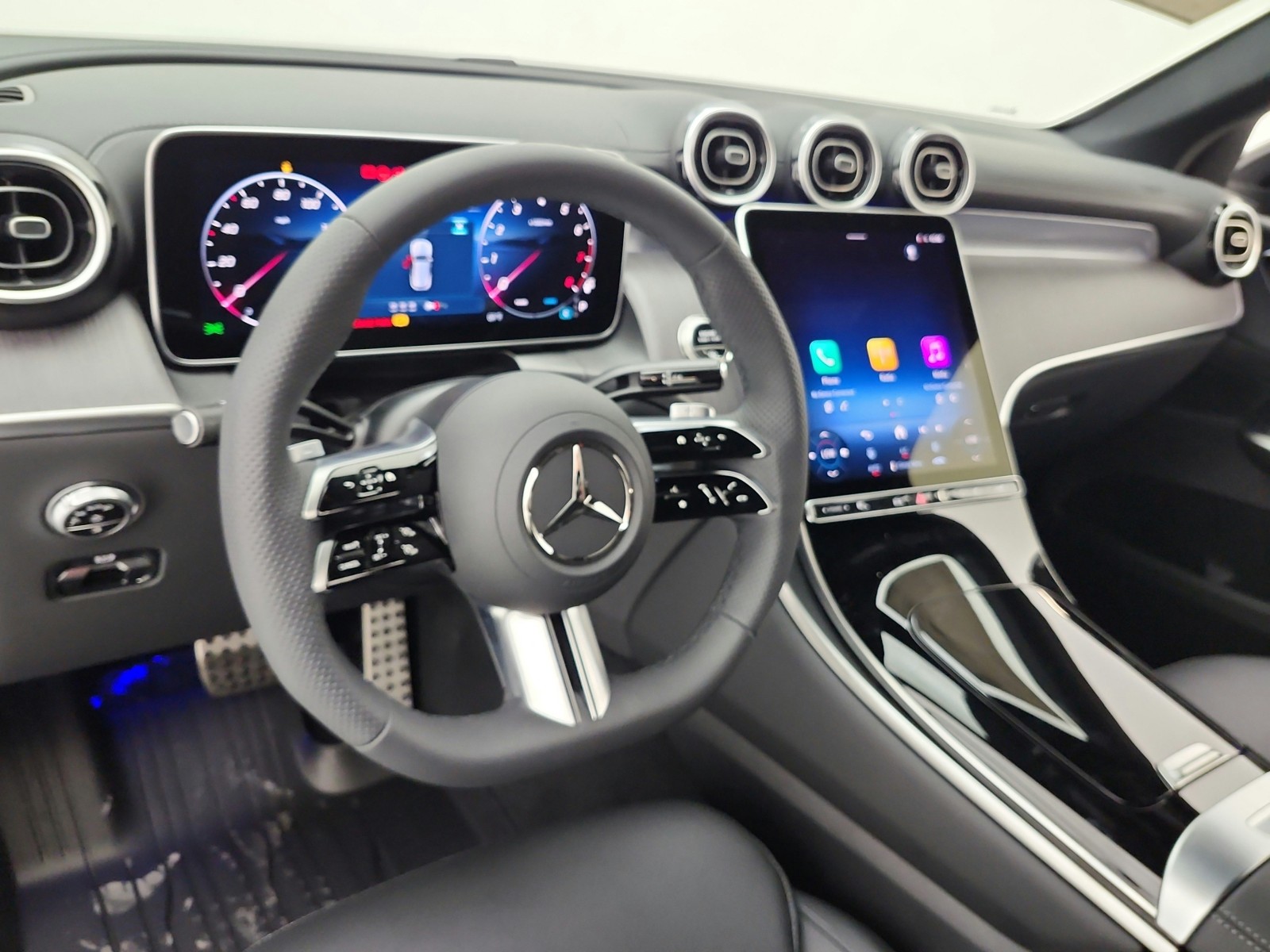 New 2026 MANUFAKTUR Alpine Grey Mercedes-Benz GLC 300 image 9