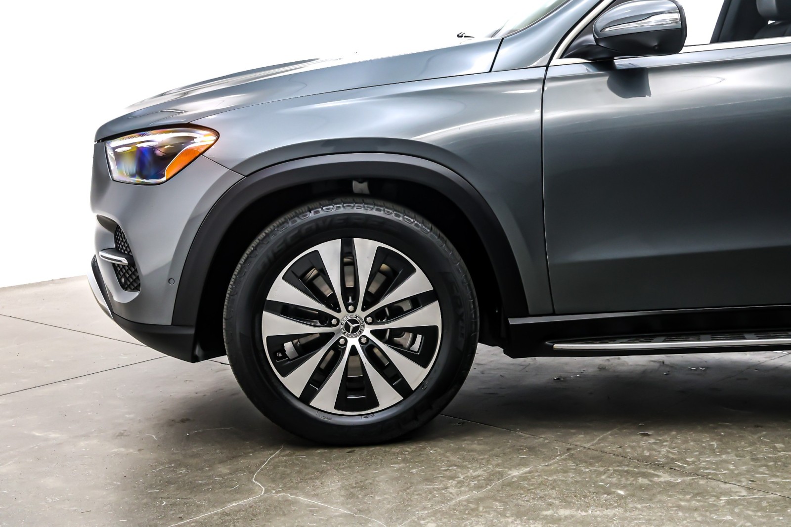Certified Used 2024 Selenite Grey Metallic Mercedes-Benz GLE 350 4MATIC® SUV image 12