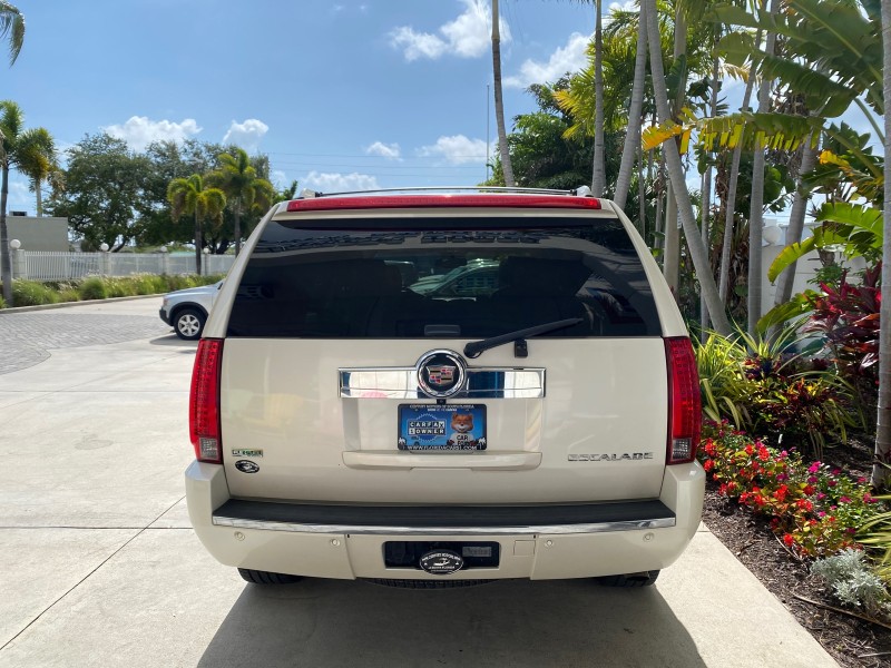 2010 Cadillac Escalade SUNROOF NAV Premium LOW MILES 66,933 in ,