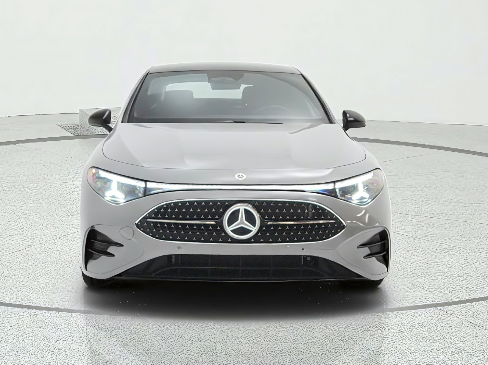 New 2027 MANUFAKTUR Alpine Grey Mercedes-Benz CLA 220 Hybrid FWD image 2