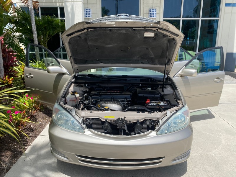 2004 Toyota Camry LE LOW MILES 58,925 1 OWNER in , 