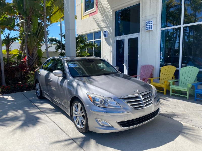 2012 Hyundai Genesis 3.8L SUNROOF PREM PKG in , 