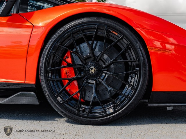 Lamborghini Aventador