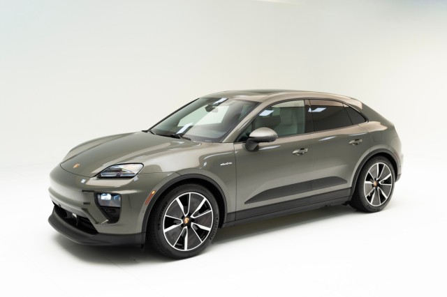 2024  Macan 4 Electric in , 