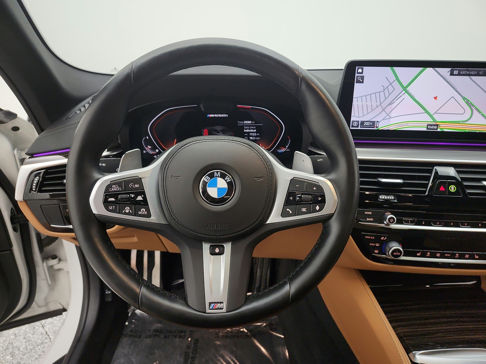 Used 2023 Alpine White BMW M550i xDrive Sedan image 12