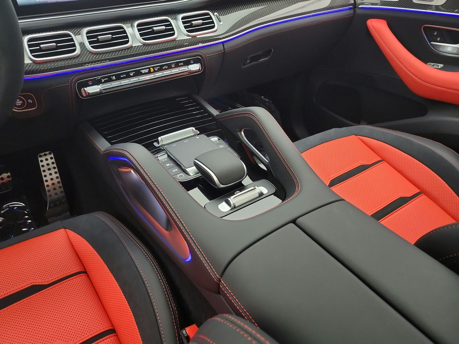 New 2026 MANUFAKTUR Silicon Grey Mercedes-Benz AMG® GLE 63 S image 10