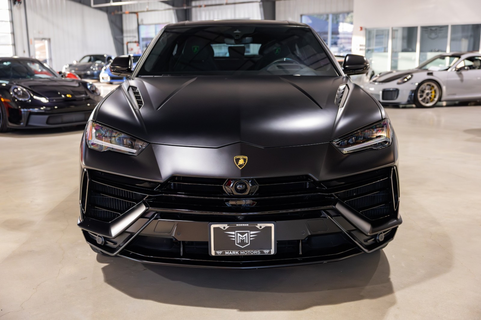 Used Car 2023 Lamborghini Urus  S For Sale Under $250,000 In Boerne, Texas