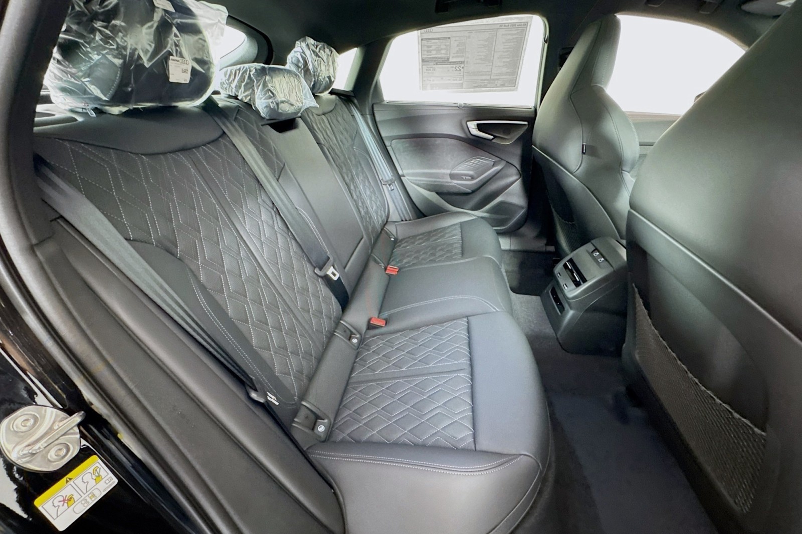 New 2025 Mythos Black Metallic Audi Premium Plus 3.0 TFSI quattro image 26