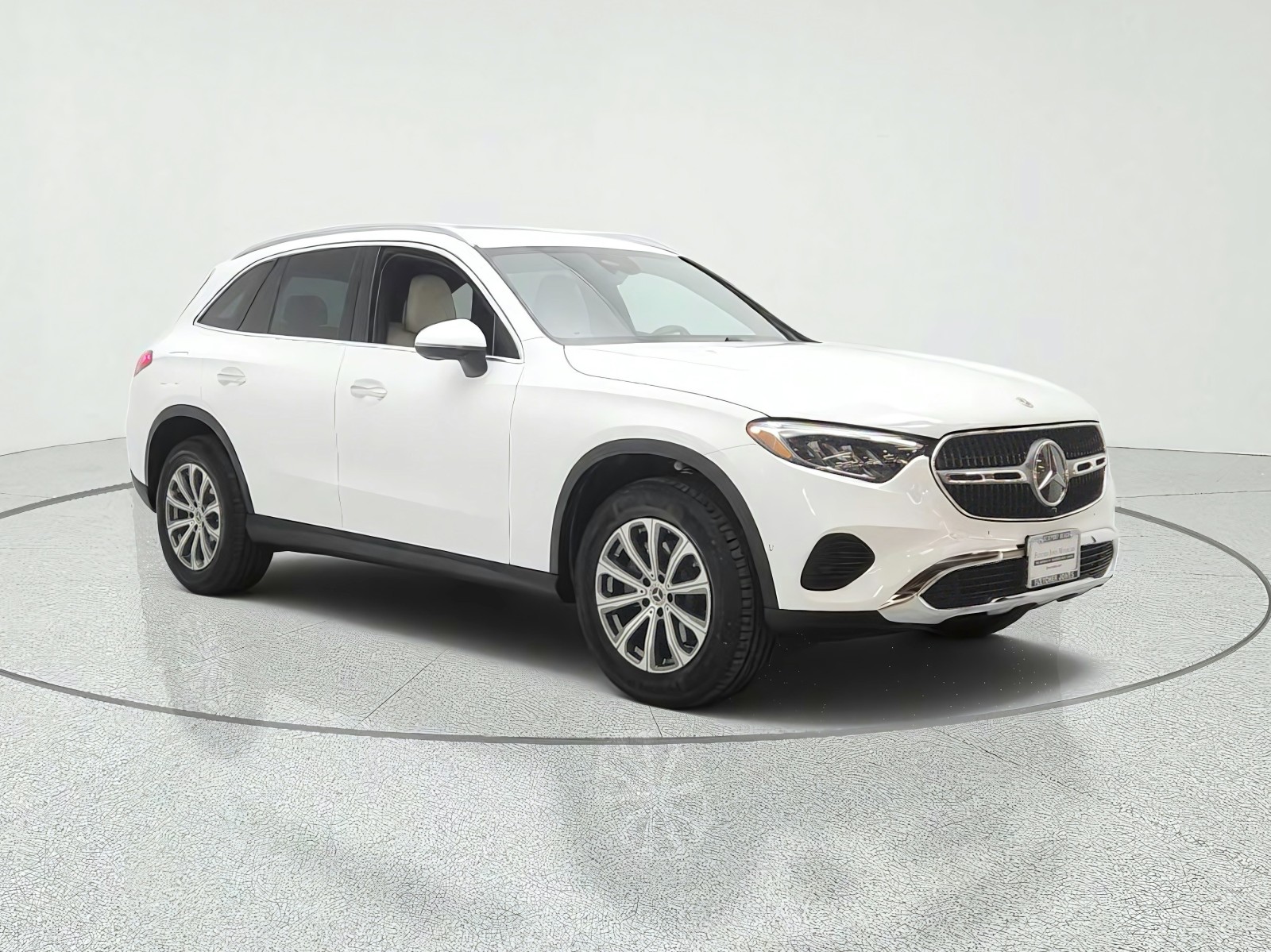Certified Used 2026 Polar White Mercedes-Benz GLC 300 SUV image 3