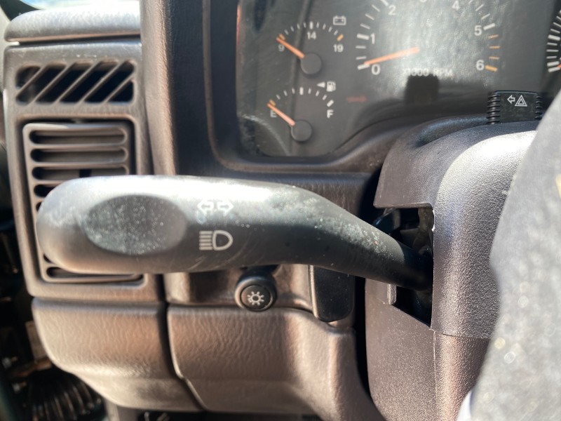 2000 Jeep Cherokee Sport 1 OWNER 4X4 AC 4.0 6YL in , 