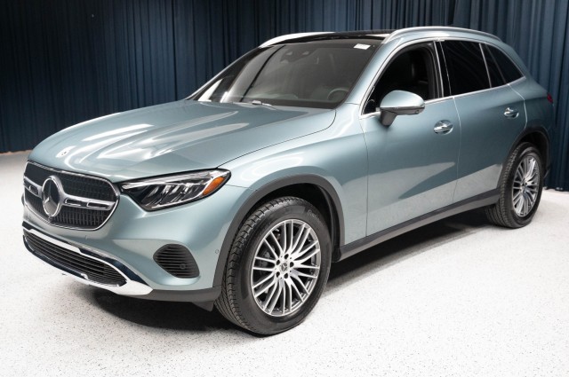 Verde Silver Metallic 2026 Mercedes-Benz GLC SUV / Crossover All-Wheel Drive Automatic