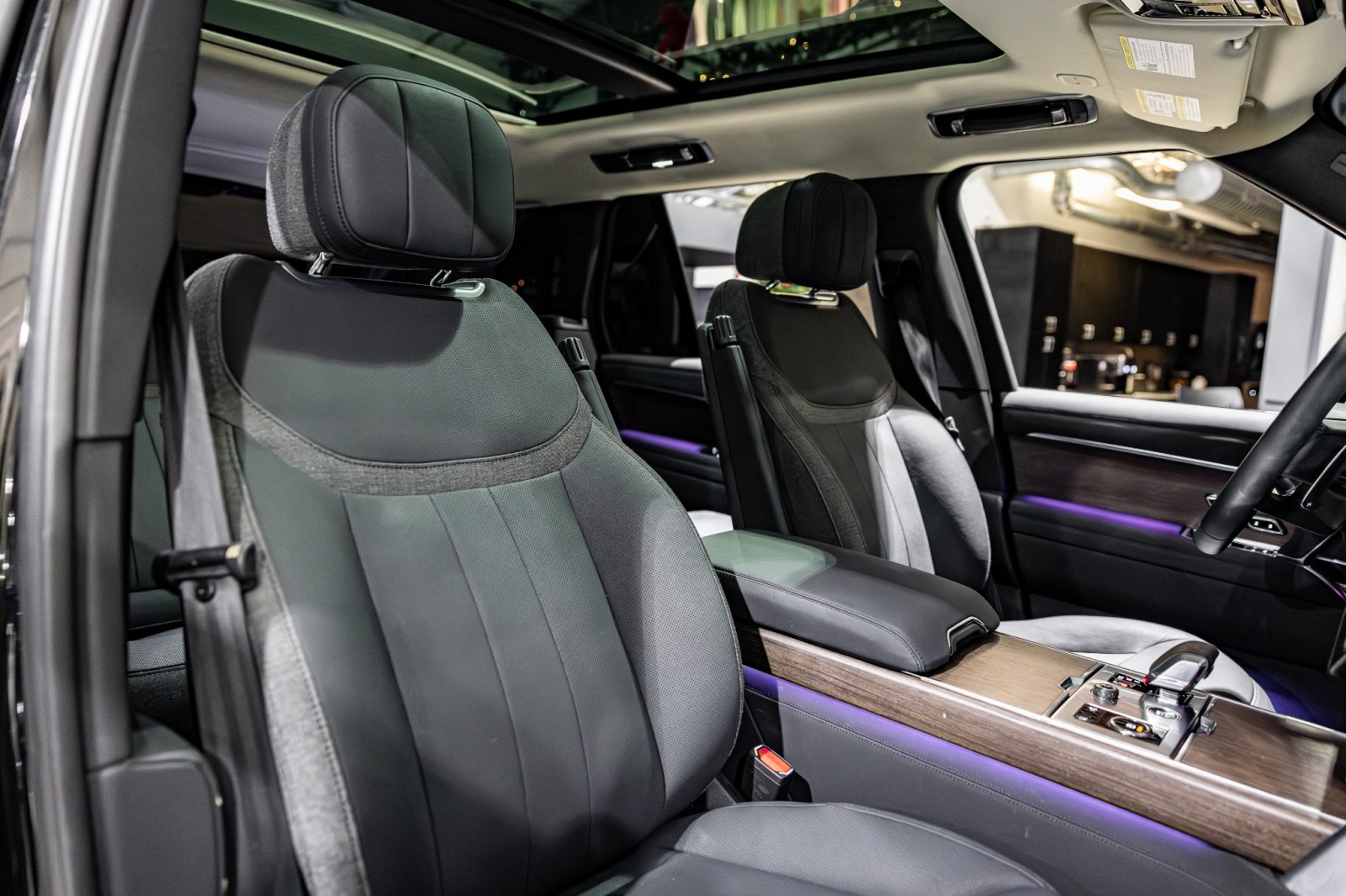 Used Car 2023 Land Rover Range Rover  Se For Sale Under $110,000 In Boerne, Texas