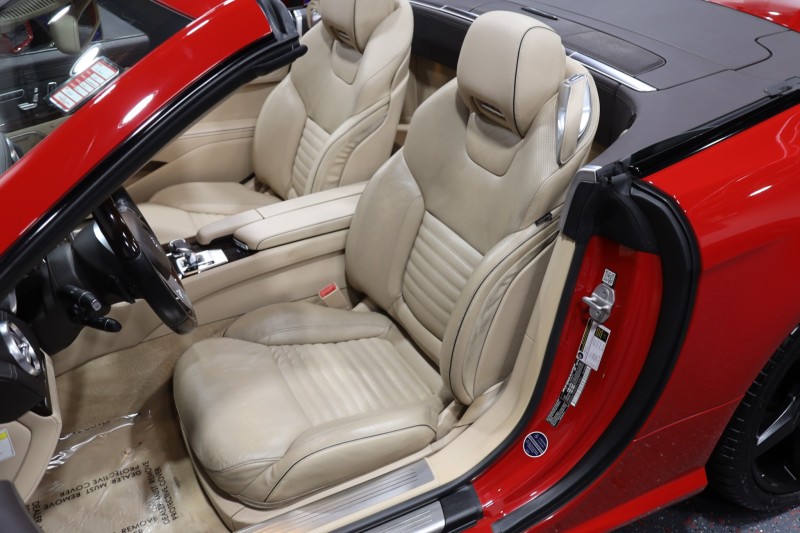 2013 Mercedes-Benz SL550 AMG Sport 2dr Convertible in , 