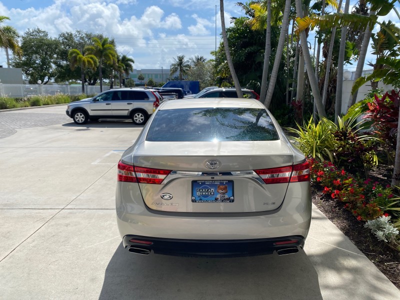 2013 Toyota Avalon XLE Premium LOW MILES 56,196 in , 