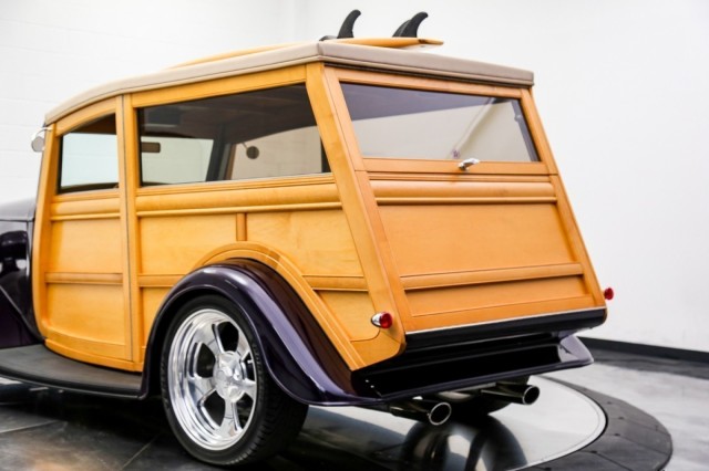 1933 Ford Woody Custom 10