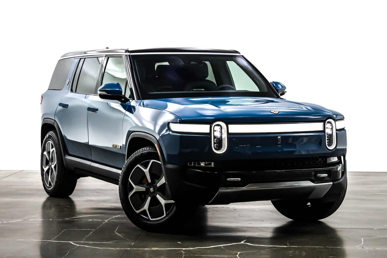 PreOwned 2023 Rivian R1S Adventure QuadMotor Large Pack SUV in