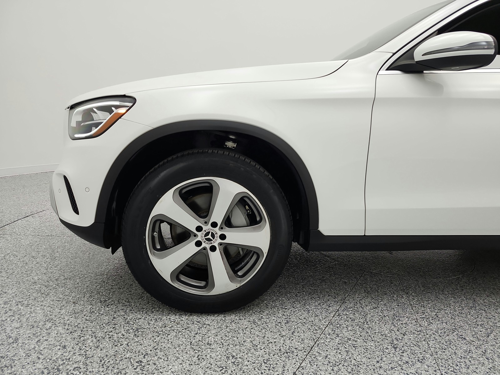 Used 2022 Polar White Mercedes-Benz GLC 300 SUV image 23