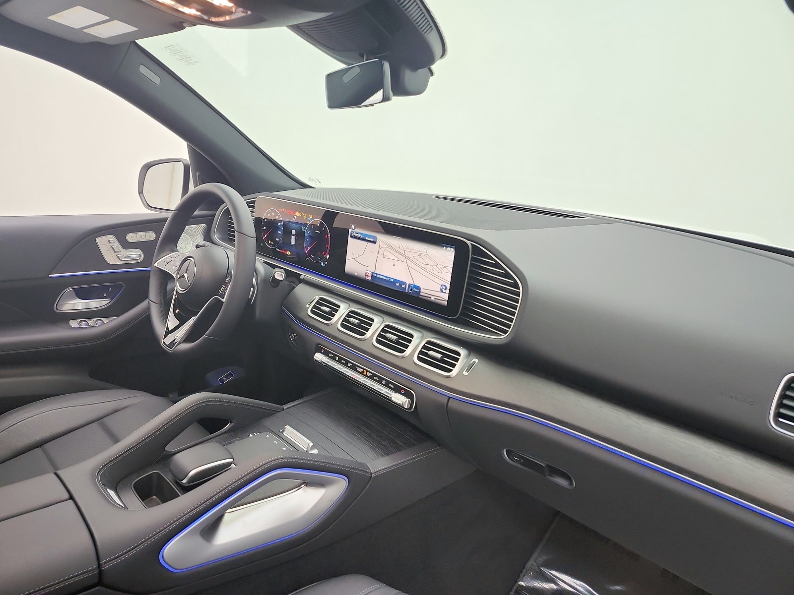 New 2026 Polar White Mercedes-Benz GLE 450 image 10