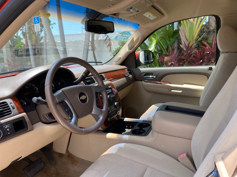 2009 Chevrolet Avalanche LT PU LOW MILES 58,696 in ,