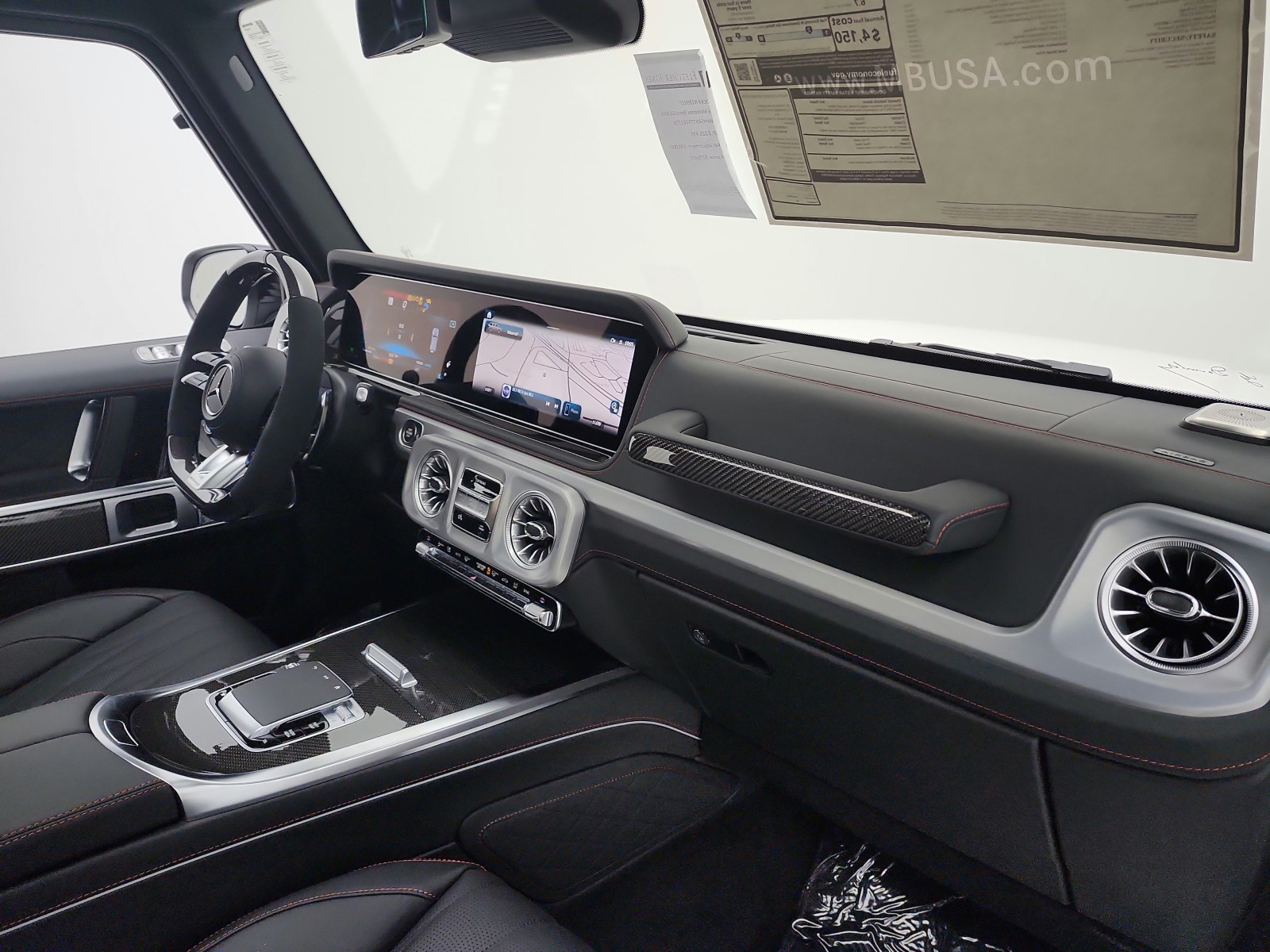 New 2026 MANUFAKTUR Moonlight White Metallic Mercedes-Benz AMG® G 63 SUV image 13