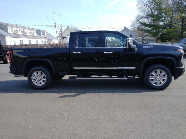 2024 Chevrolet Silverado 3500HD High Country 7