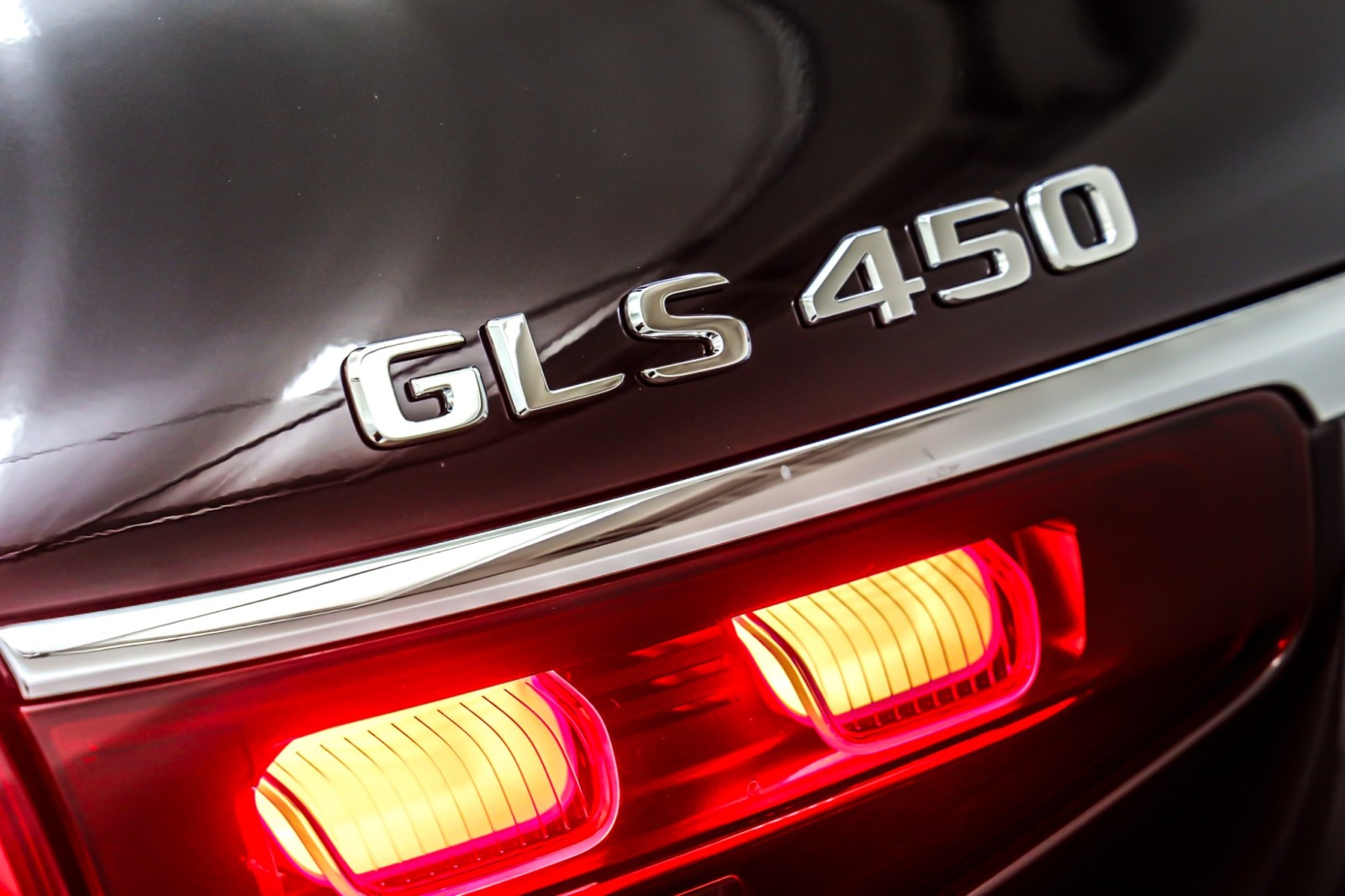 New 2026 Obsidian Black Metallic Mercedes-Benz GLS 450 image 9