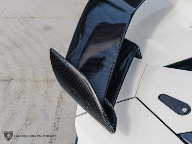 Lamborghini Aventador SVJ