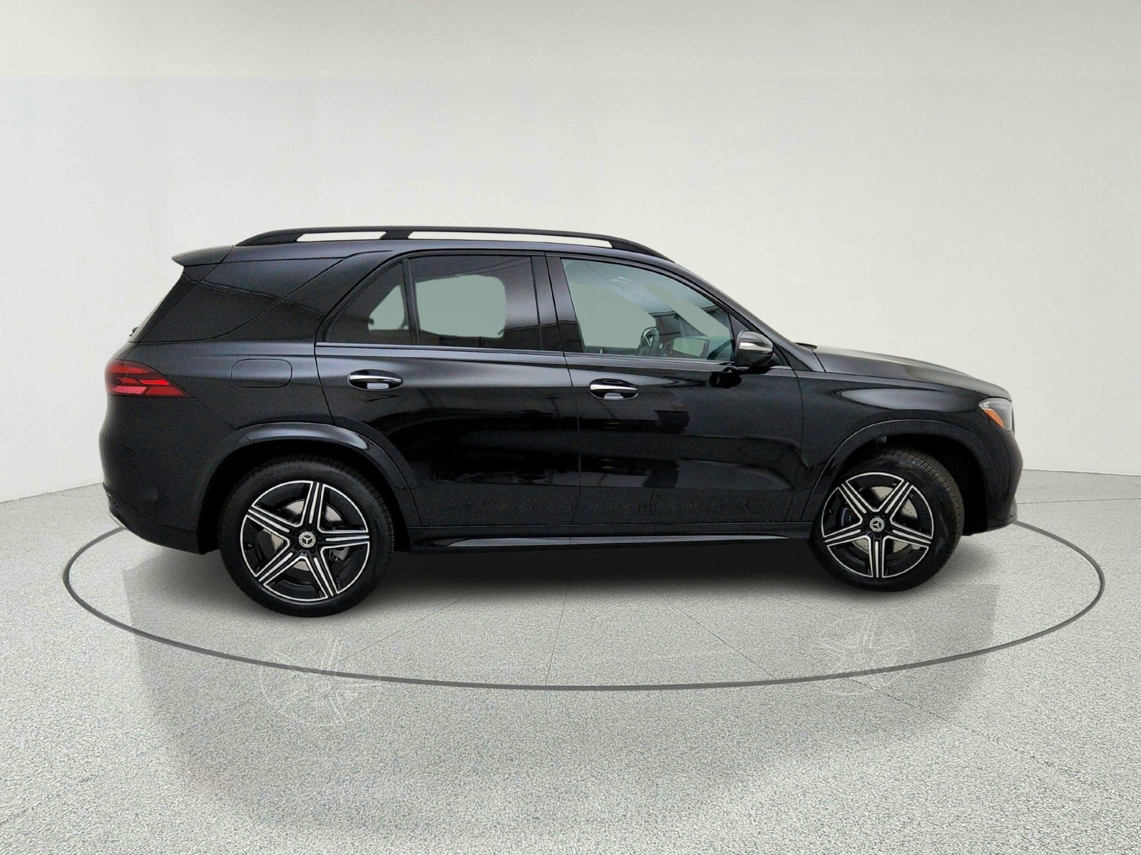 New 2026 Black Mercedes-Benz GLE 350 SUV image 7