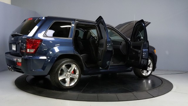 2010 Jeep Grand Cherokee SRT-8 15