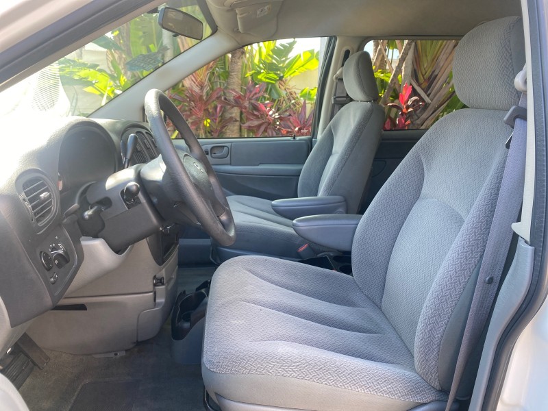 2006 Dodge Caravan SXT LOW MILES 28,367 1 OWNER HANDICAP LIFT in , 