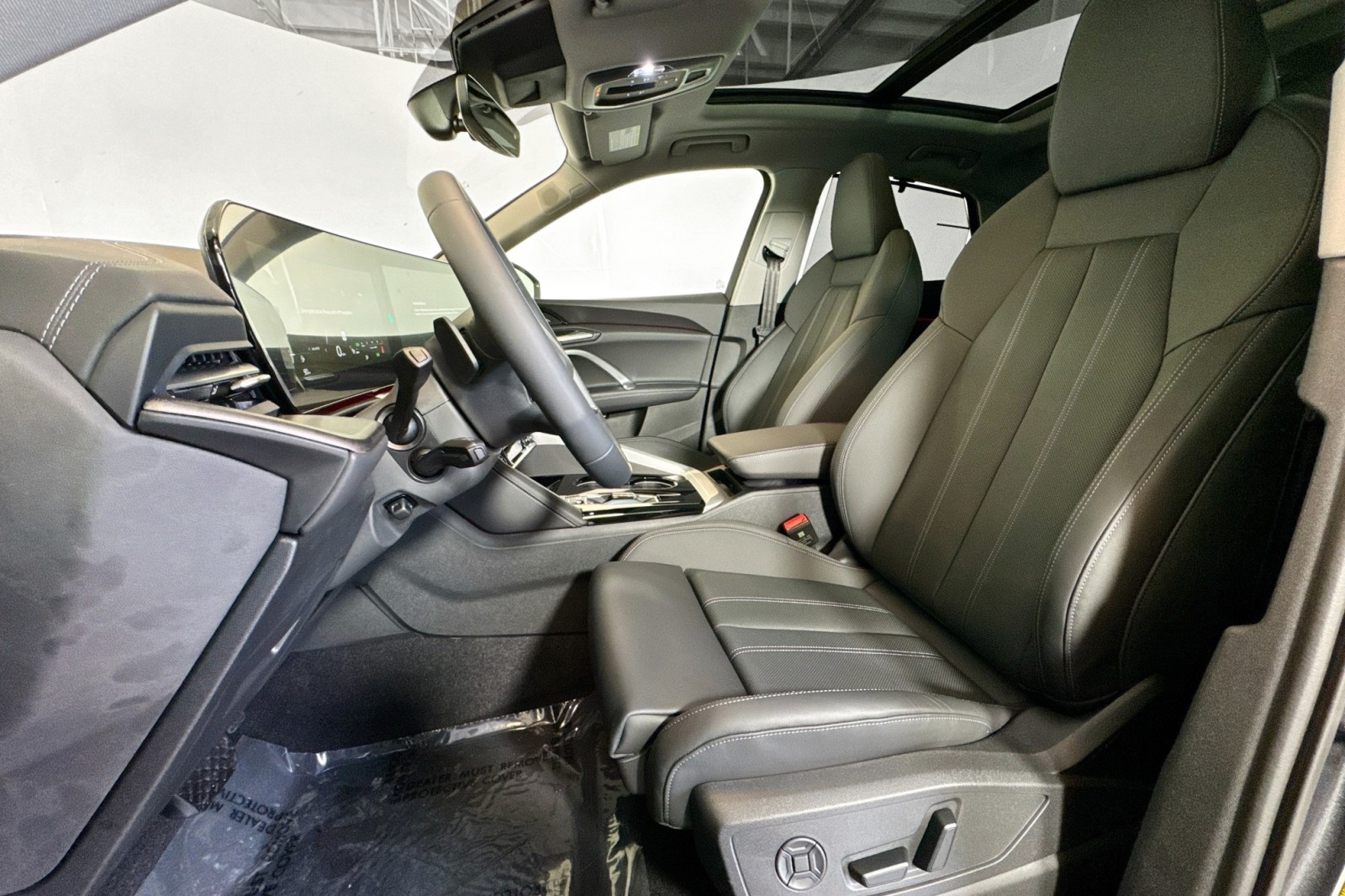 New 2025 Daytona Gray Pearl Effect Audi Premium Plus 2.0 TFSI quattro image 17