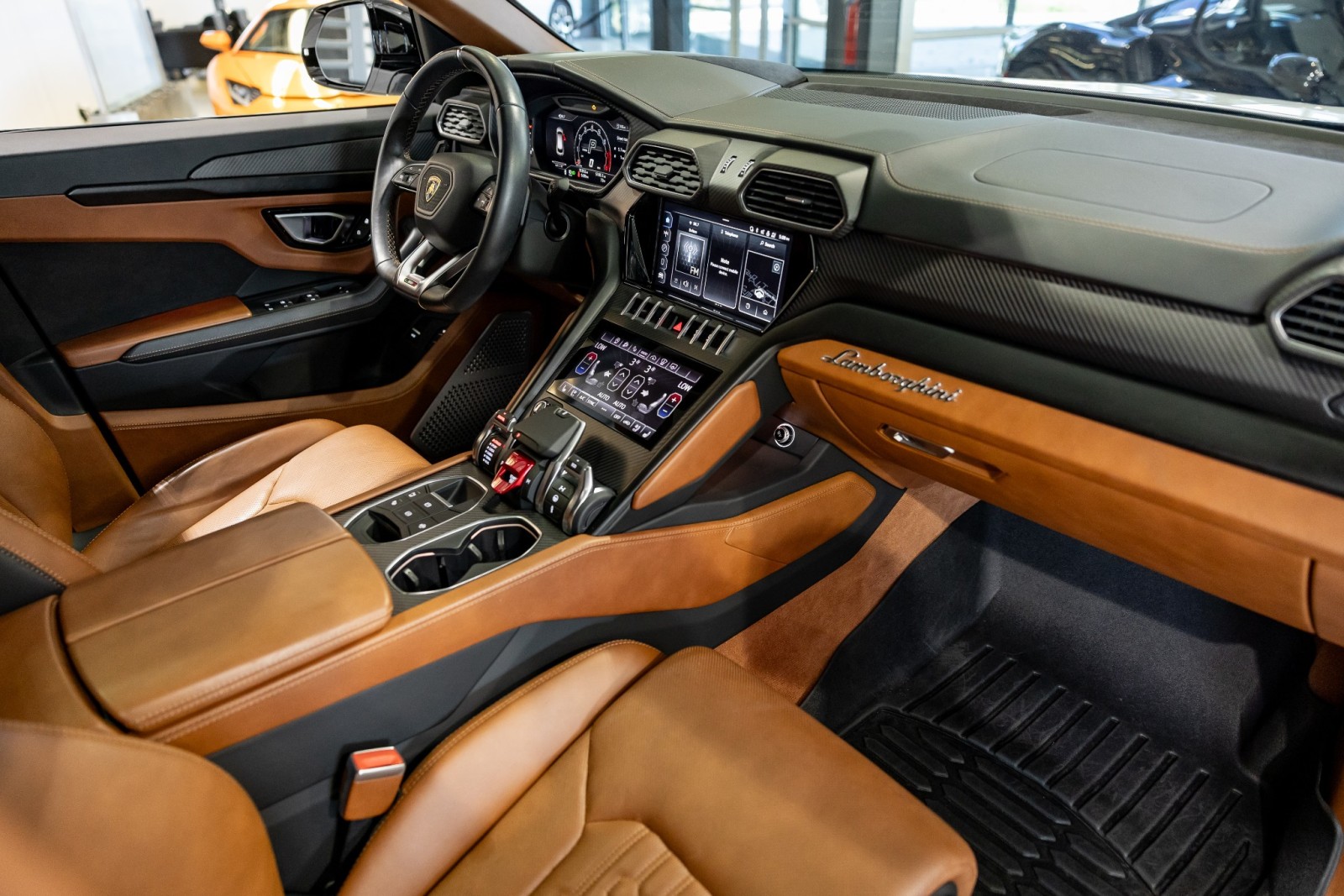 Used Car 2023 Lamborghini Urus  S For Sale Under $240,000 In Boerne, Texas