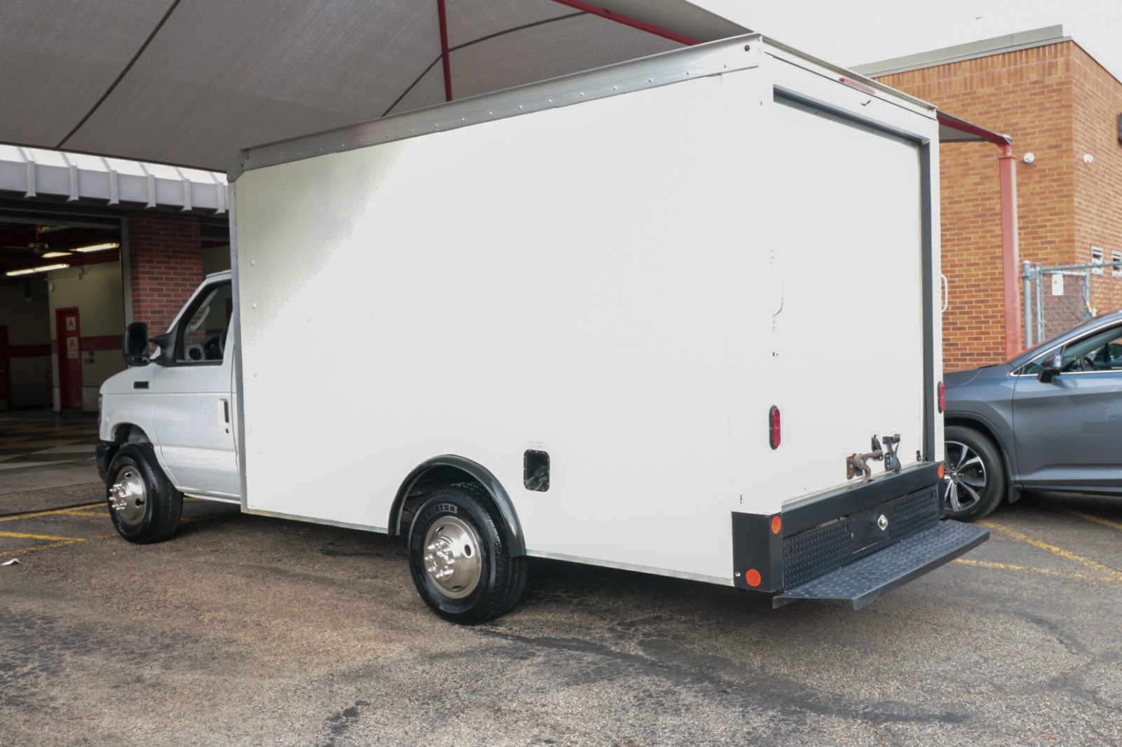 Used Car 2023 Ford E-series Cutaway  For Sale Under $35,000 In Austin, Texas