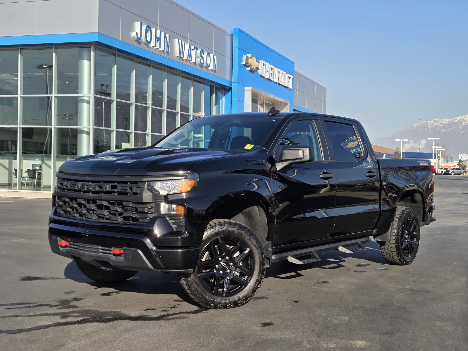 2024 Chevrolet Silverado 1500 Custom Trail Boss Crew Cab 4WD