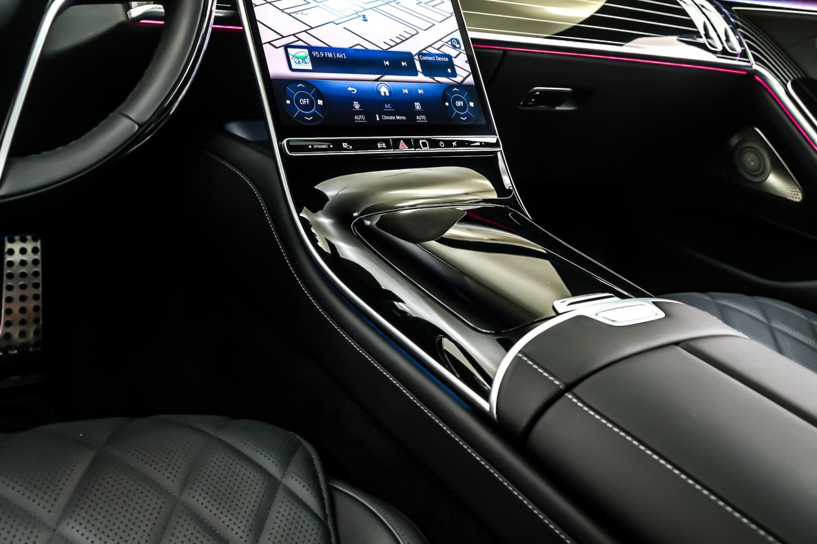 New 2026 Obsidian Black Metallic Mercedes-Benz S 580 image 6