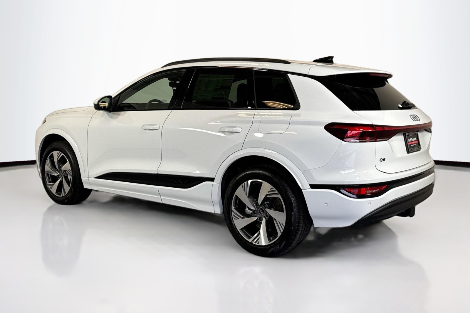 New 2025 Glacier White Metallic Audi Premium Plus quattro image 7