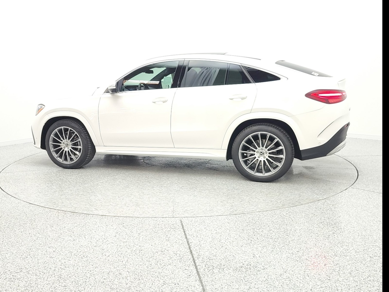 New 2026 Polar White Mercedes-Benz GLE 450 image 8