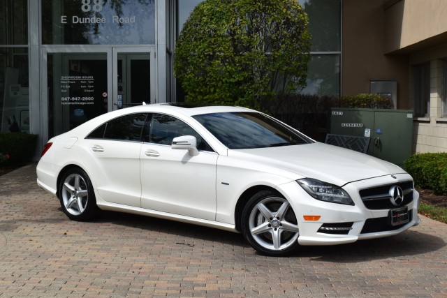 2012 Mercedes-Benz CLS-Class CLS550 4MATIC Premium 1 Pkg. Moonroof Leather Keyless GO Blind S 2