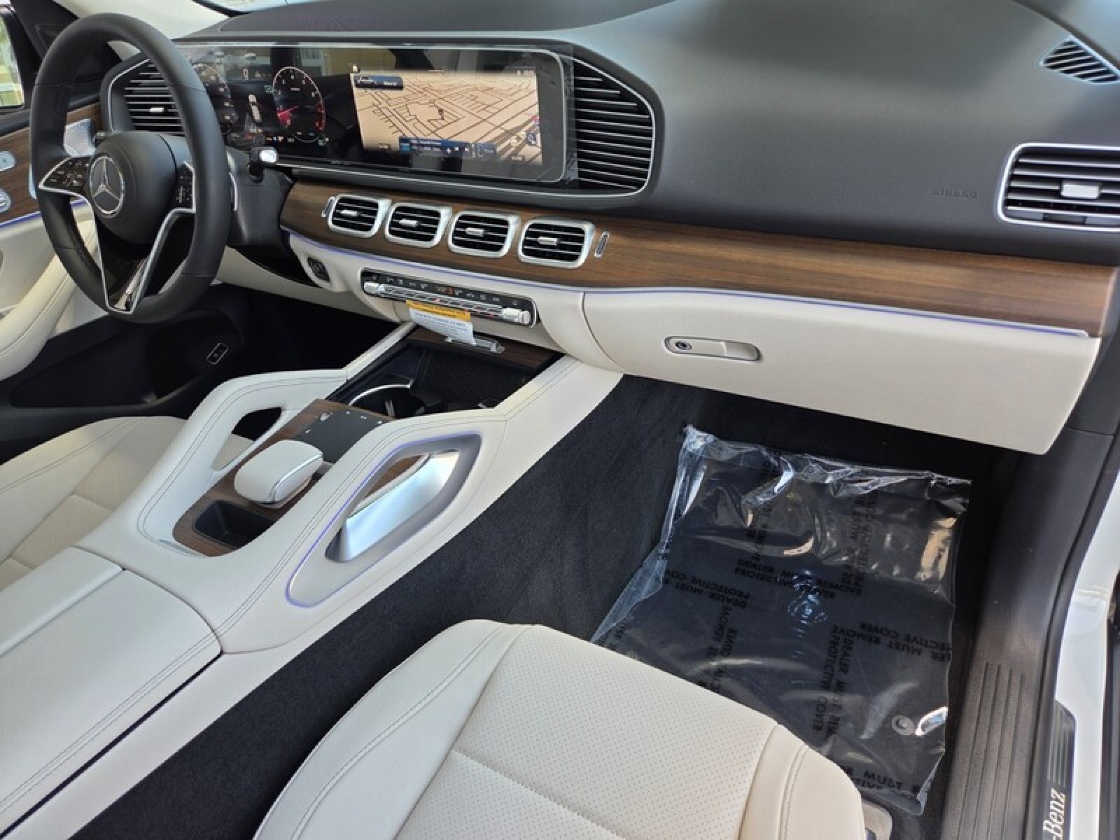 New 2026 Polar White Mercedes-Benz GLE 450 4MATIC® SUV image 18